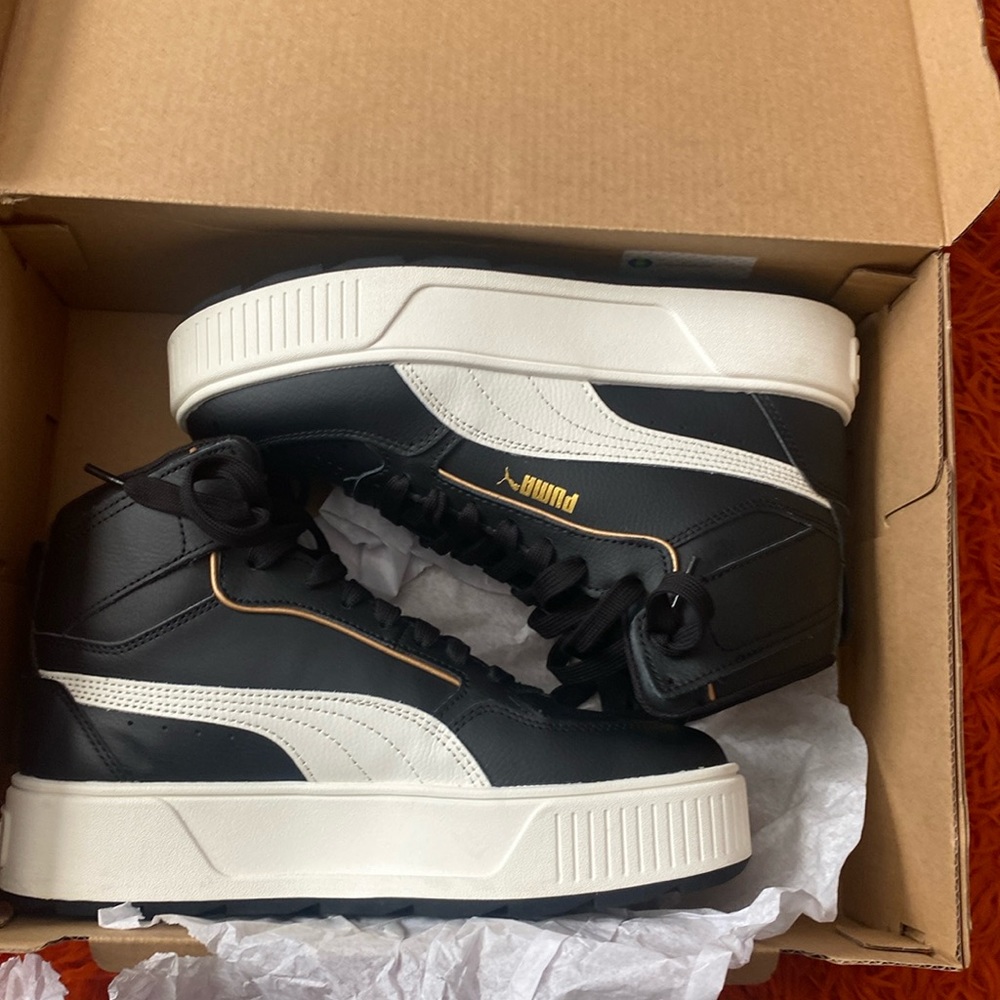 Puma sneakers